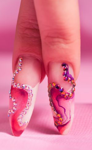 stiletto con nail art