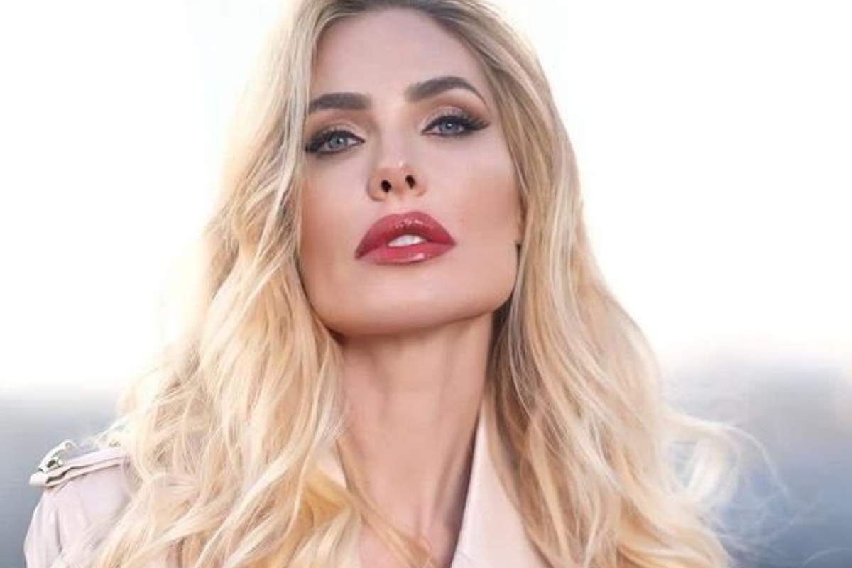 Ilary Blasi nuovo tatuaggio