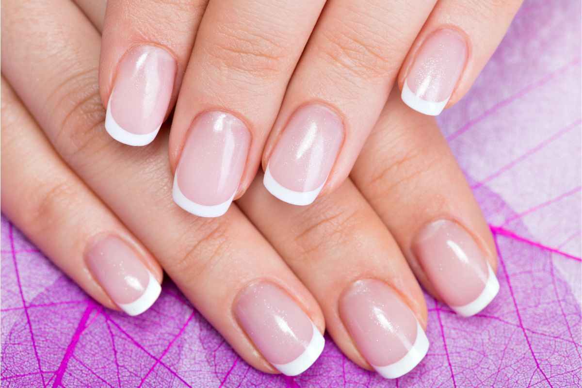 French manicure trucco