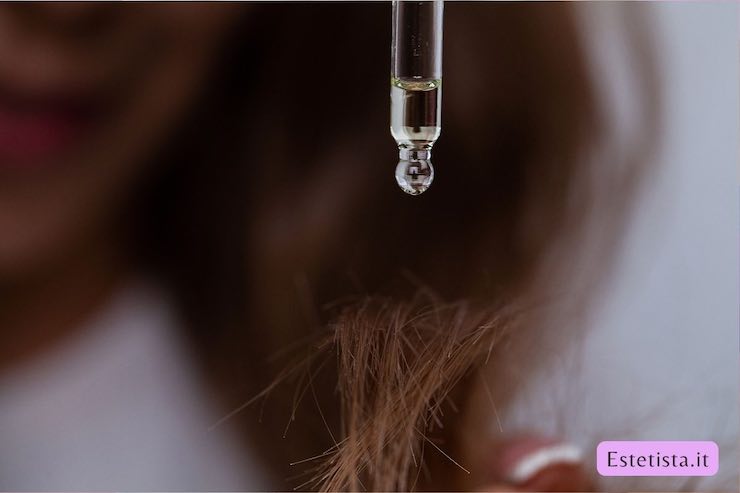 Test porosità capelli: come trovare l'olio giusto per te